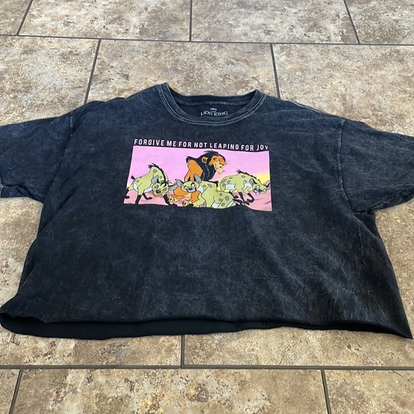 Disney lion king forgive me for not leaping for joy crop top extra large - Picture 2 of 4